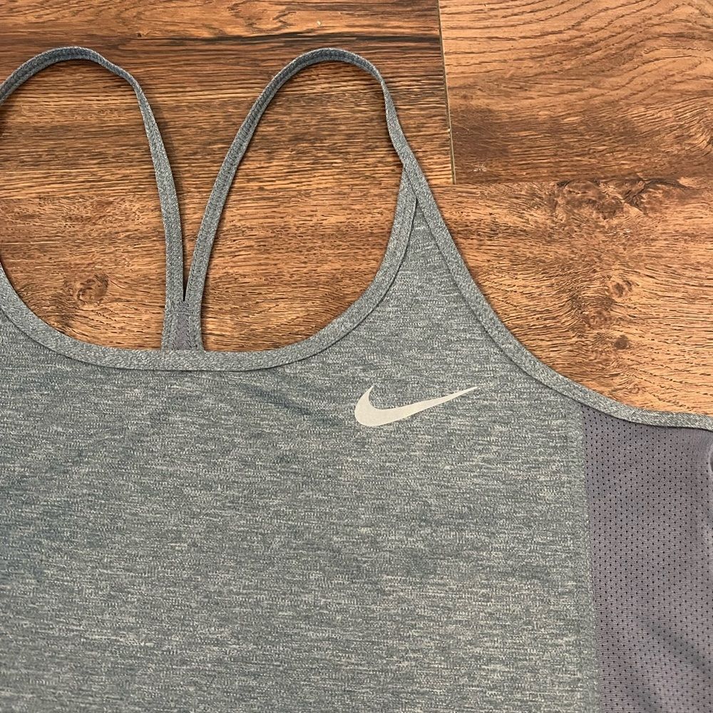 Nike Grey Racerback Workout Tank Top - Picture 3 of 8